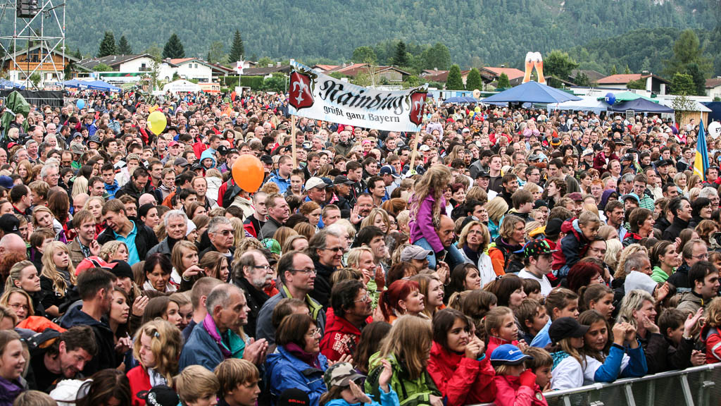 Geile Stimmung und Riesenandrang beim BAYERN 3 Dorffest in Inzell © BAYERN 3