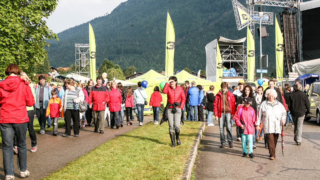 Auf zum Festivalgelände - bei strahlendem Sonnenschein © BAYERN 3